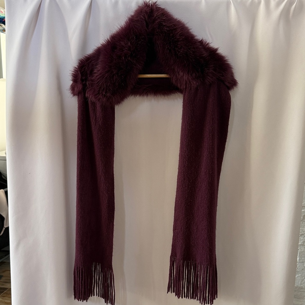 Simons burgundy faux fur scarf